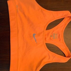 Nike Pro Sports Bra